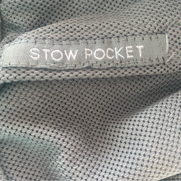 The North Face Women's Roll-up Nylon Shorts Size 2 Army Green - Picture 8 of 16